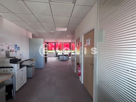 Photo 4 – location bureaux	SAINT PRIEST (69800)