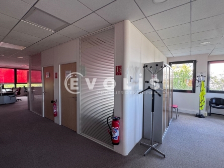 Photo 5 – location bureaux	SAINT PRIEST (69800)