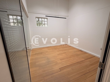 Photo 1 – location bureaux	PUTEAUX (92800)