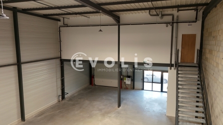 Photo 6 – location Entrepôts / activités	MANOSQUE (04100)