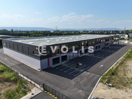 Photo 1 – location Entrepôts / activités	PIERRELATTE (26700)