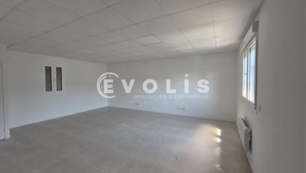 Photo 9 – location Entrepôts / activités	OZOIR LA FERRIERE (77330)