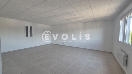 Photo 8 – location Entrepôts / activités	OZOIR LA FERRIERE (77330)