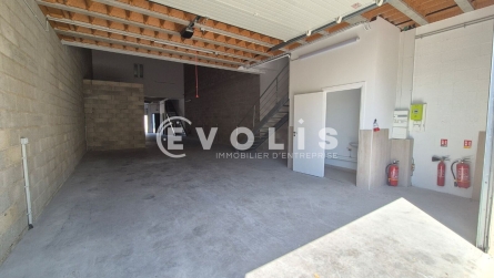 Photo 7 – location Entrepôts / activités	OZOIR LA FERRIERE (77330)