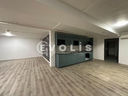 Photo 10 – location Entrepôts / activités	NANTERRE (92000)
