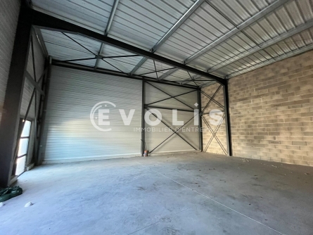 Photo 3 – vente Entrepôts / activités	BASSENS (33530)