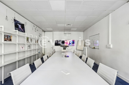 Photo 8 – location bureaux	PARIS (75008)