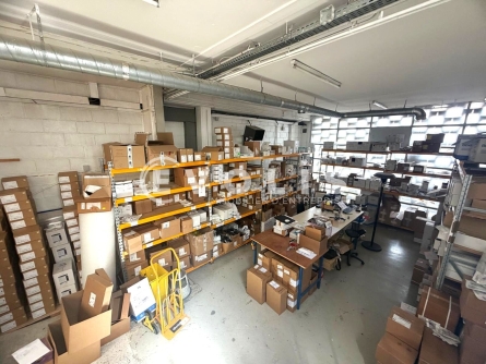 Photo 1 – location Entrepôts / activités	CLAMART (92140)