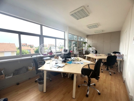 Photo 7 – location Entrepôts / activités	CLAMART (92140)