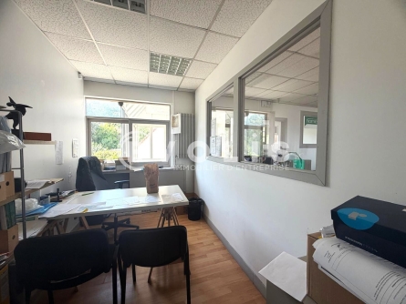 Photo 3 – location Entrepôts / activités	CLAMART (92140)