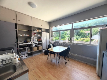 Photo 13 – location Entrepôts / activités	CLAMART (92140)