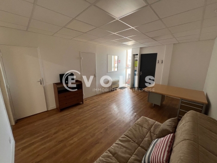 Photo 6 – vente Entrepôts / activités	SAINT PRIEST (69800)