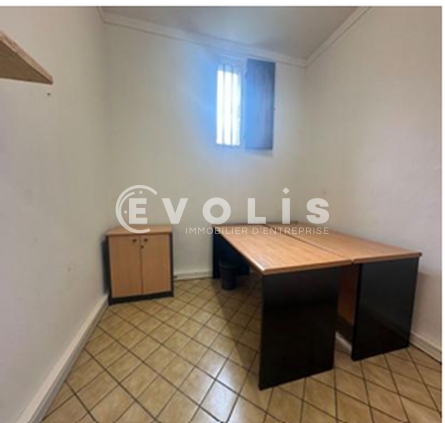 Photo 2 – location Locaux commerciaux	EYSINES (33320)