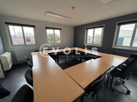 Photo 8 – location Entrepôts / activités	SAINT SAULVE (59880)