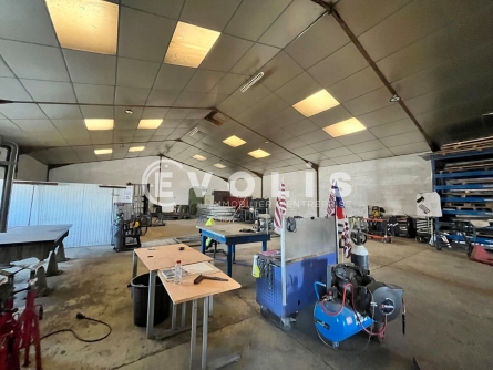 Photo 3 – location Entrepôts / activités	IZON (33450)