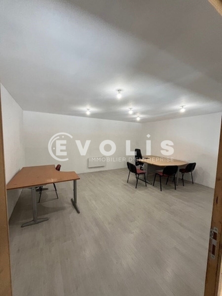 Photo 6 – location Entrepôts / activités	LE CHEYLAS (38570)