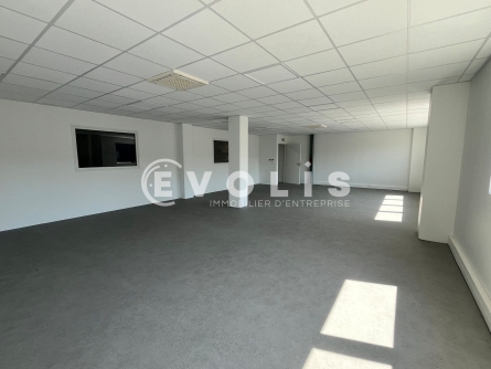 Photo 7 – location Entrepôts / activités	AMBARES ET LAGRAVE (33440)