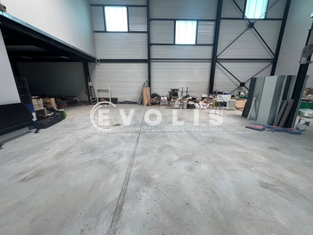 Photo 1 – location Entrepôts / activités	COURTRY (77181)
