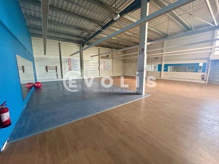 Photo 3 – location Locaux commerciaux	MENNECY (91540)