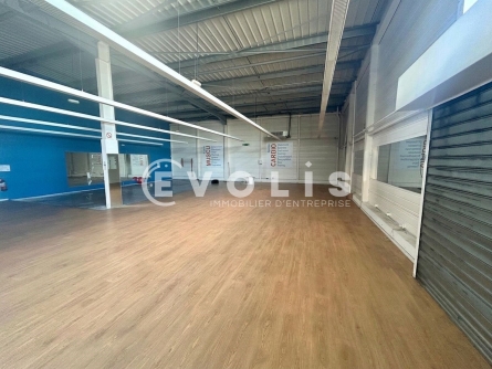 Photo 4 – location Locaux commerciaux	MENNECY (91540)
