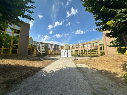 Photo 1 – location bureaux	BAGNEUX (92220)