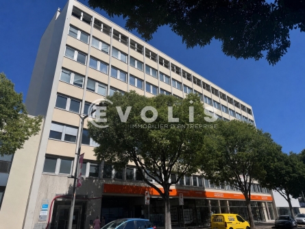 Photo 1 – location bureaux	LYON (69007)