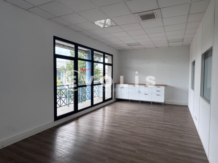 Photo 2 – location bureaux	BRON (69500)