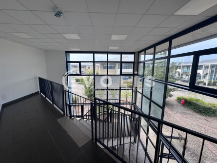Photo 9 – location bureaux	BRON (69500)