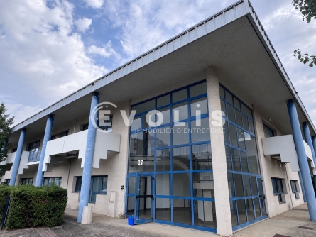 Photo 1 – location bureaux	BRON (69500)