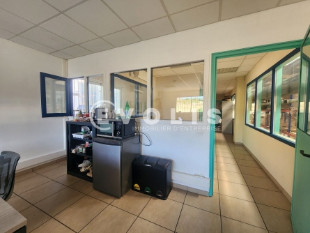 Photo 8 – location Entrepôts / activités	SAINT MARCEL BEL ACCUEIL (38080)