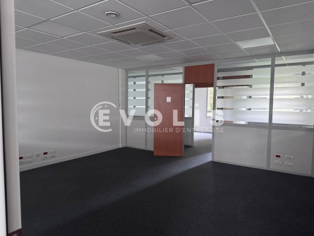 Photo 6 – location bureaux	SAINT PRIEST (69800)
