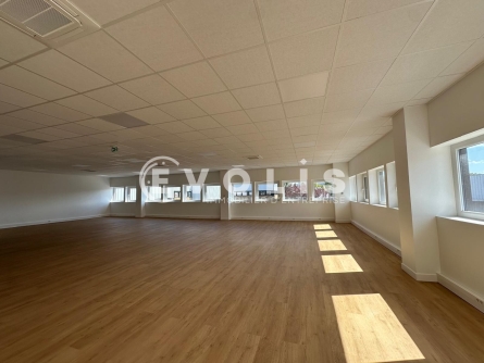 Photo 15 – location Entrepôts / activités	VILLENEUVE LA GARENNE (92390)