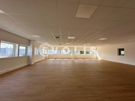 Photo 14 – location Entrepôts / activités	VILLENEUVE LA GARENNE (92390)