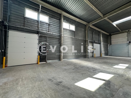 Photo 8 – location Entrepôts / activités	VILLENEUVE LA GARENNE (92390)