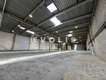 Photo 2 – location Entrepôts / activités	VILLENEUVE LA GARENNE (92390)