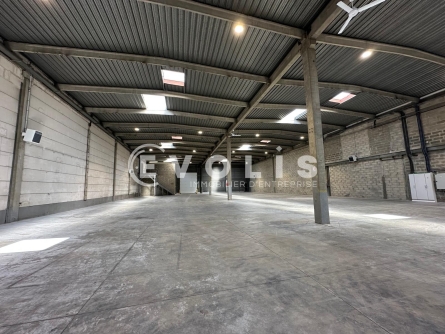 Photo 4 – location Entrepôts / activités	VILLENEUVE LA GARENNE (92390)