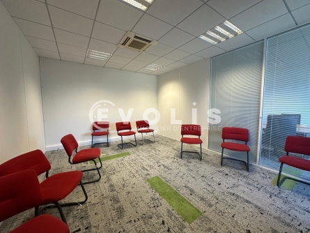 Photo 13 – location Entrepôts / activités	VILLENEUVE LA GARENNE (92390)