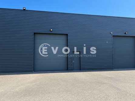 Photo 12 – location Entrepôts / activités	CHASSIEU (69680)