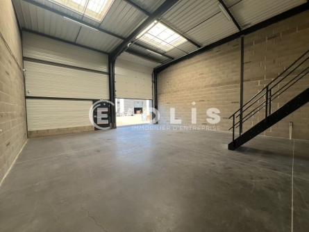 Photo 6 – location Entrepôts / activités	CHASSIEU (69680)