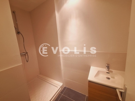 Photo 10 – vente bureaux	PARIS (75018)