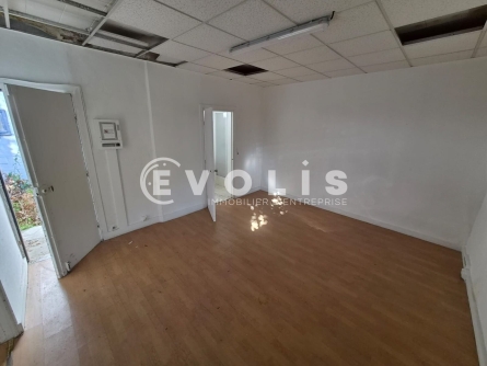 Photo 6 – location Entrepôts / activités	MONTREUIL (93100)