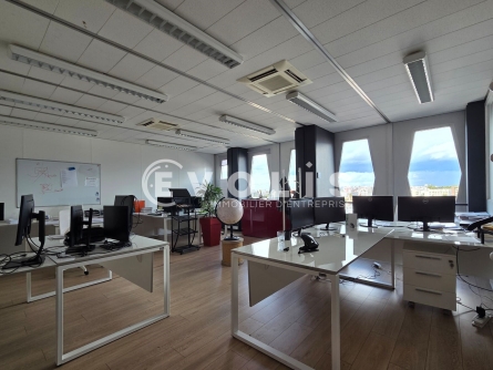 Photo 1 – location bureaux	THIAIS (94320)