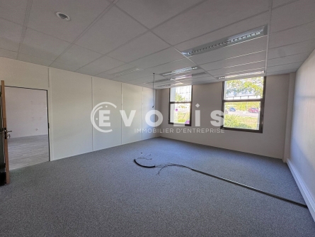 Photo 13 – location bureaux	LIMONEST (69760)