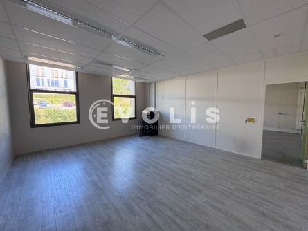 Photo 10 – location bureaux	LIMONEST (69760)