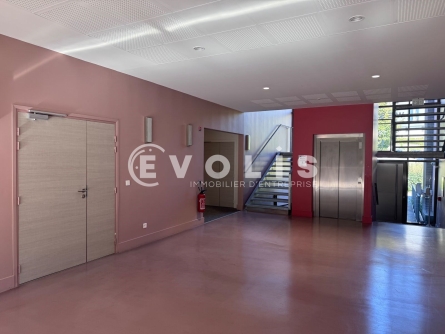 Photo 9 – location bureaux	LIMONEST (69760)