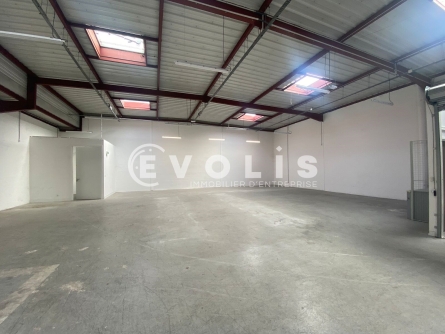Photo 2 – location Entrepôts / activités	NEUILLY SUR MARNE (93330)