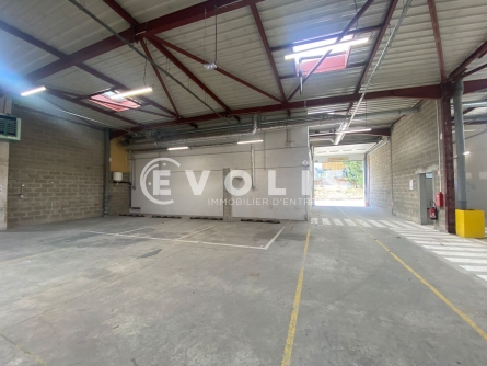 Photo 6 – location Entrepôts / activités	NEUILLY SUR MARNE (93330)