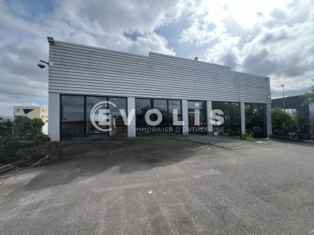Photo 1 – location Entrepôts / activités	CARVIN (62220)