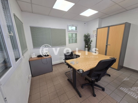 Photo 9 – location Entrepôts / activités	VILLEBON SUR YVETTE (91140)
