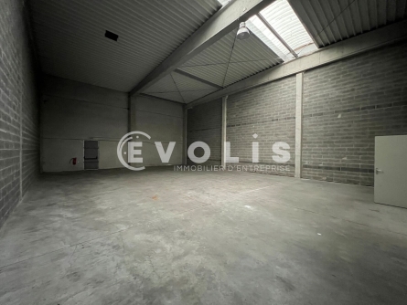 Photo 2 – location Entrepôts / activités	BONDUES (59910)
